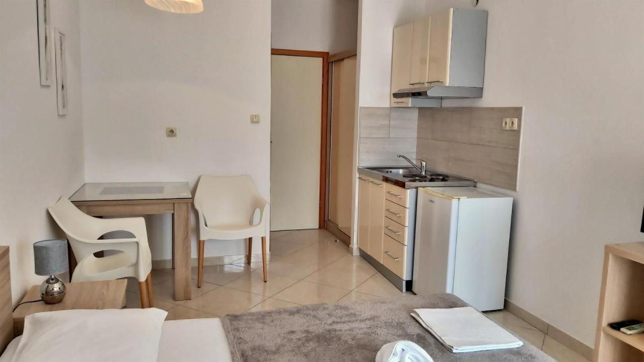 Apartments Nemira Omiš Dış mekan fotoğraf