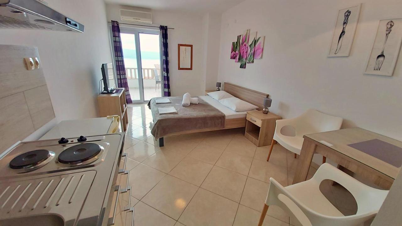 Apartments Nemira Omiš Dış mekan fotoğraf