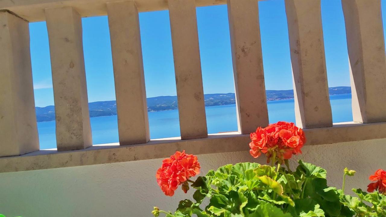Apartments Nemira Omiš Dış mekan fotoğraf