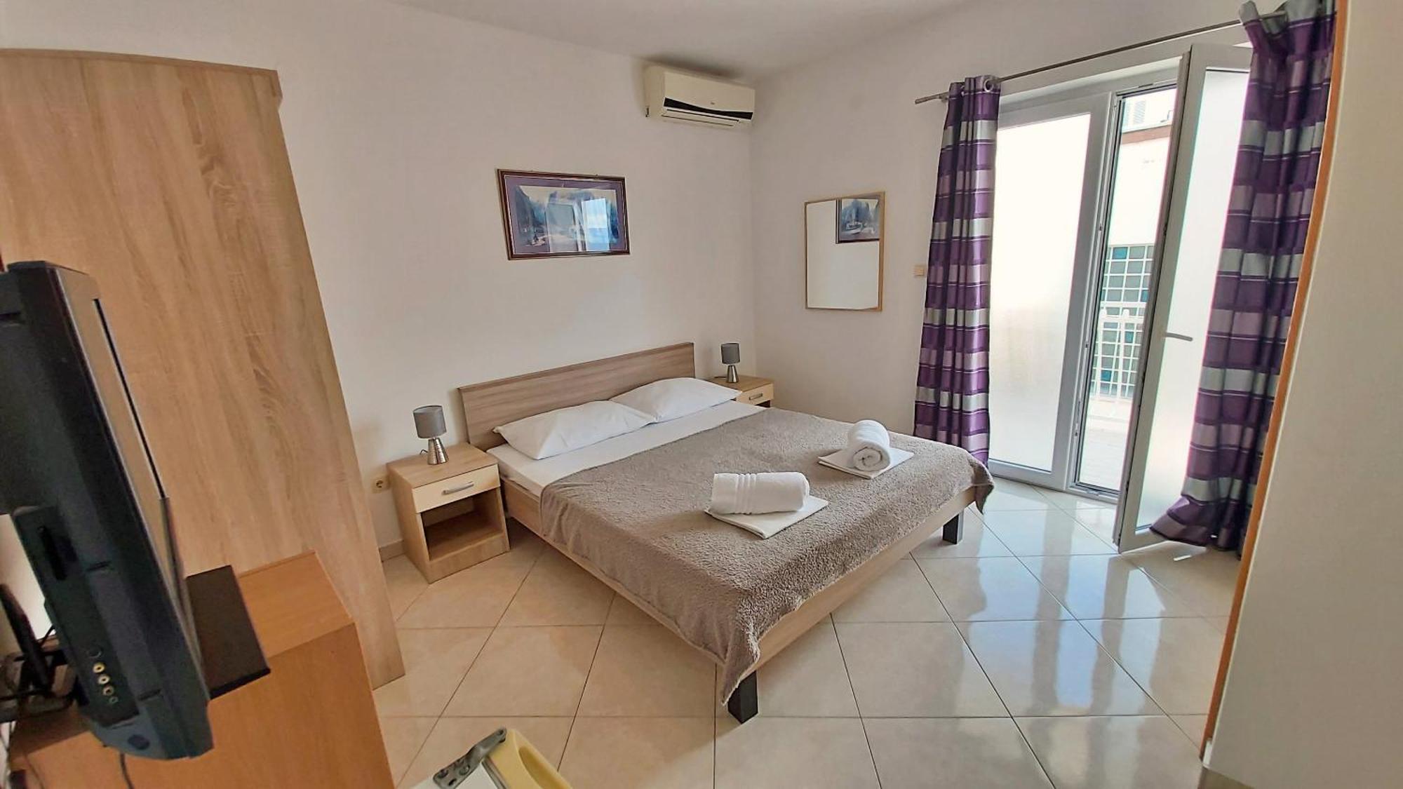 Apartments Nemira Omiš Oda fotoğraf