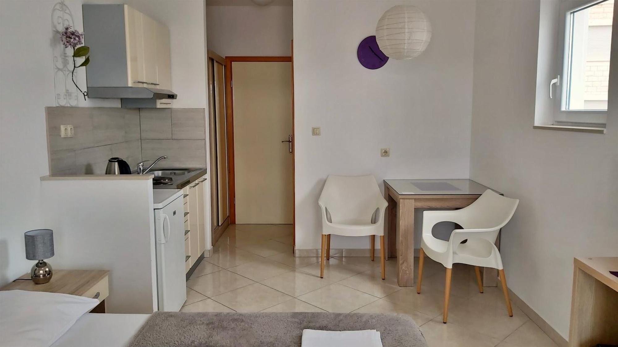 Apartments Nemira Omiš Oda fotoğraf